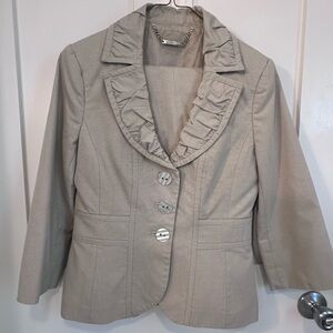 Women's green and white stylish pant suit